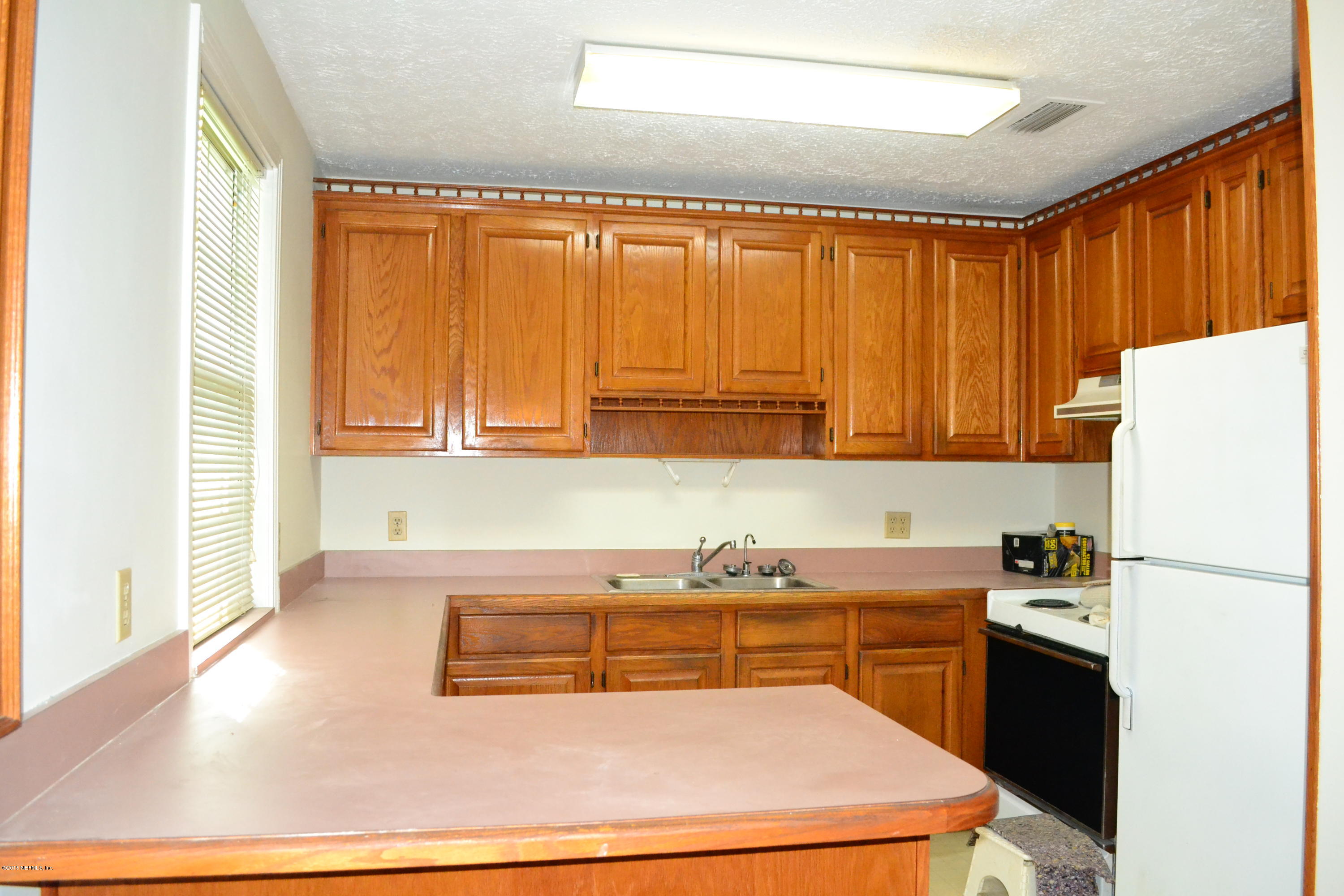 7411 Roslyn Road Jacksonville, FL 32244 - Photo 5 of 12 Kitchen