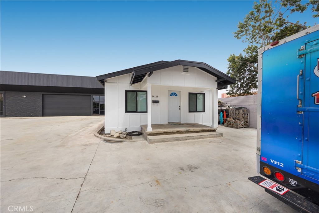 14128 Paramount Boulevard Paramount, CA 90723 - Photo 26 of 42 a view of a house with roof and sitting area