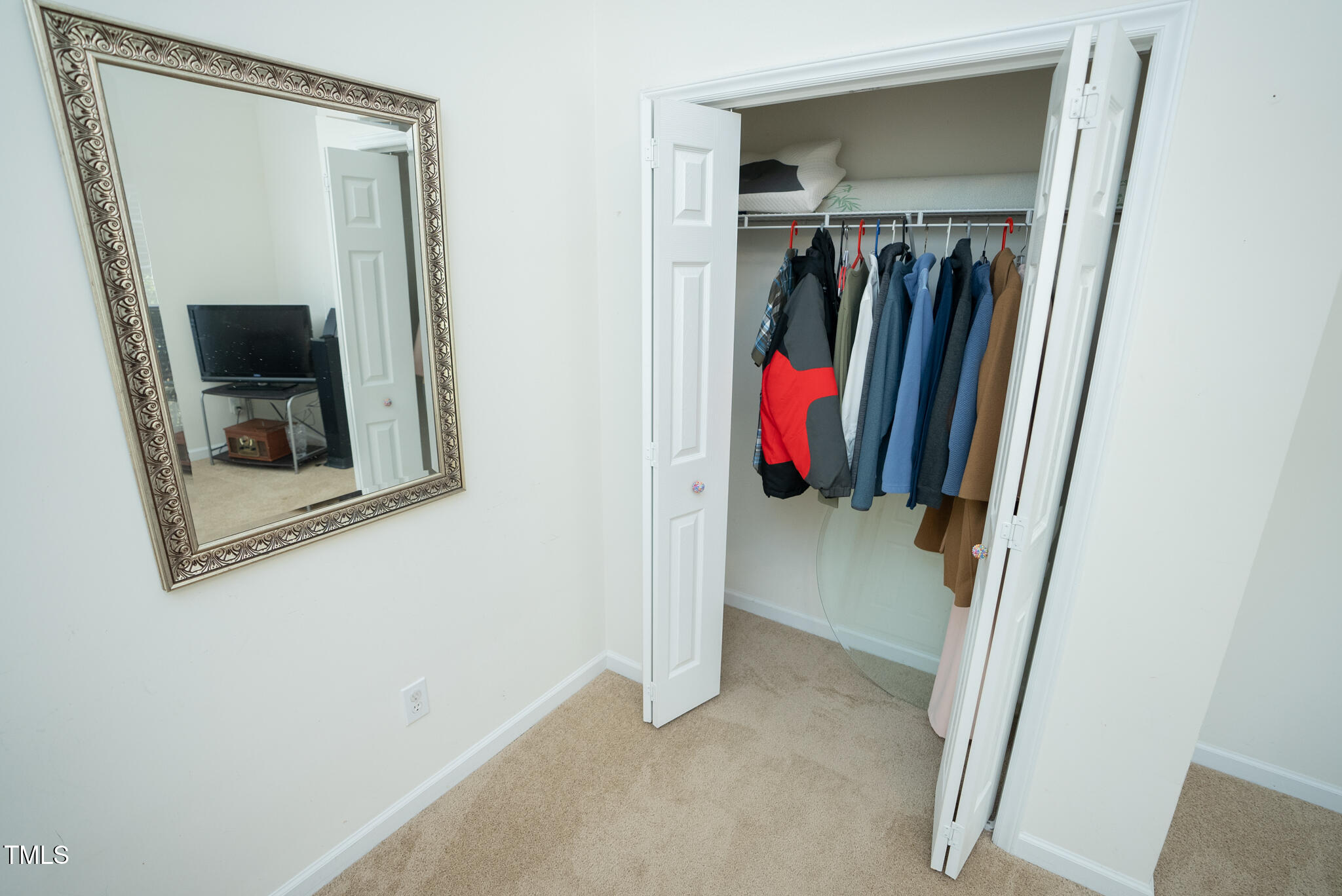 8325 Neuse Grove Lane Raleigh, NC 27616 - Photo 23 of 64 8325 Neuse Grove-32