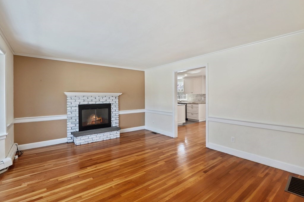 287 South Road Bedford, MA 01730 - Photo 6 of 42 Gallery Image 6
