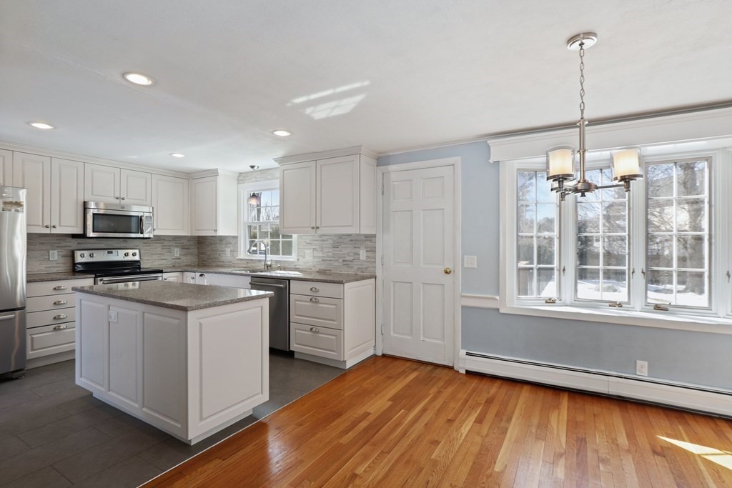 287 South Road Bedford, MA 01730 - Photo 9 of 42 Gallery Image 9