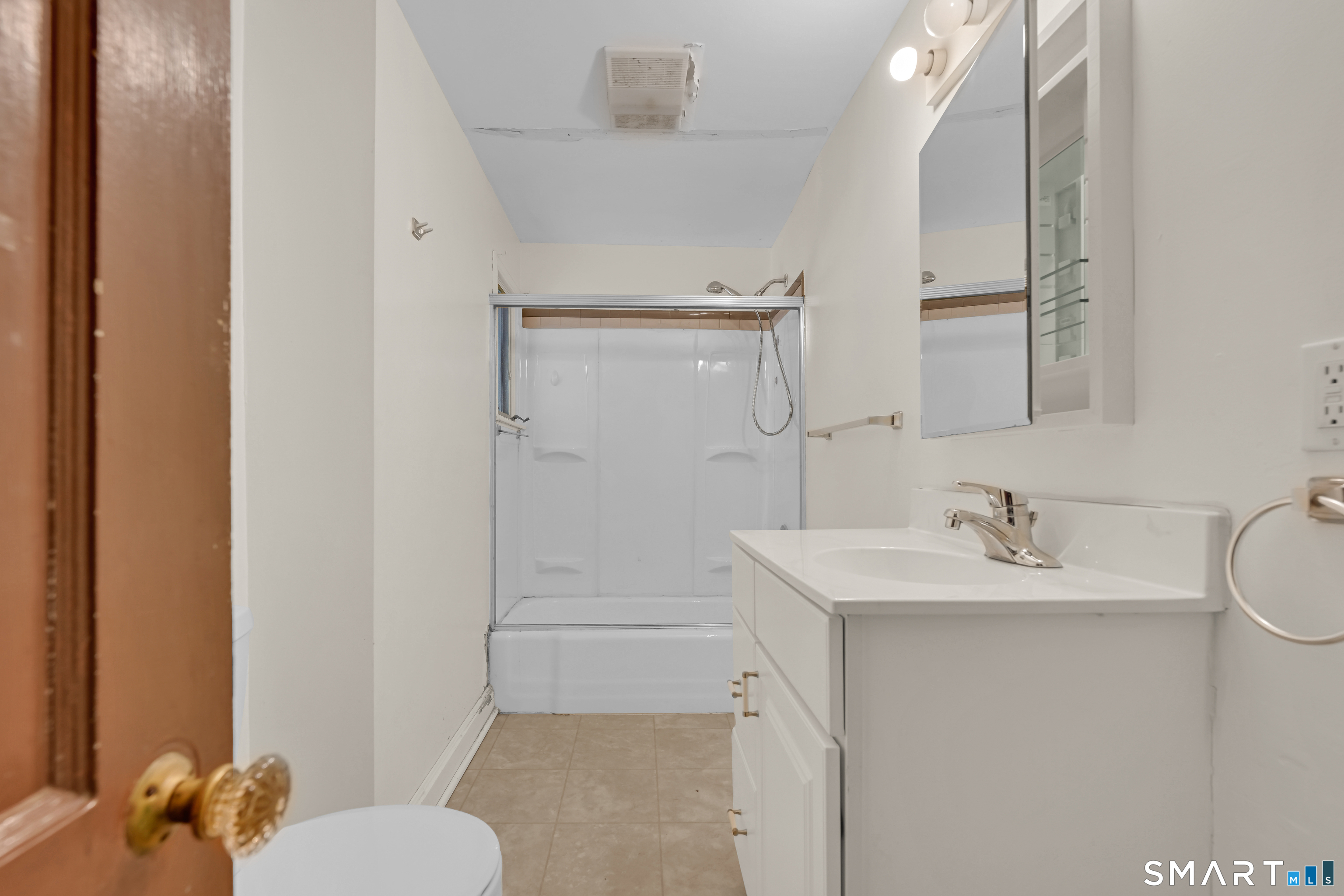 247 Stevens Street Bristol, CT 06010 - Photo 27 of 37