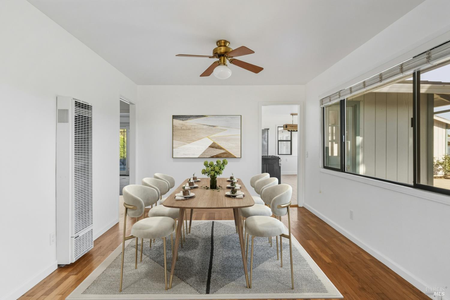 5111 Todd Road Sebastopol, CA 95472 - Photo 41 of 62 Virtual staged dining room