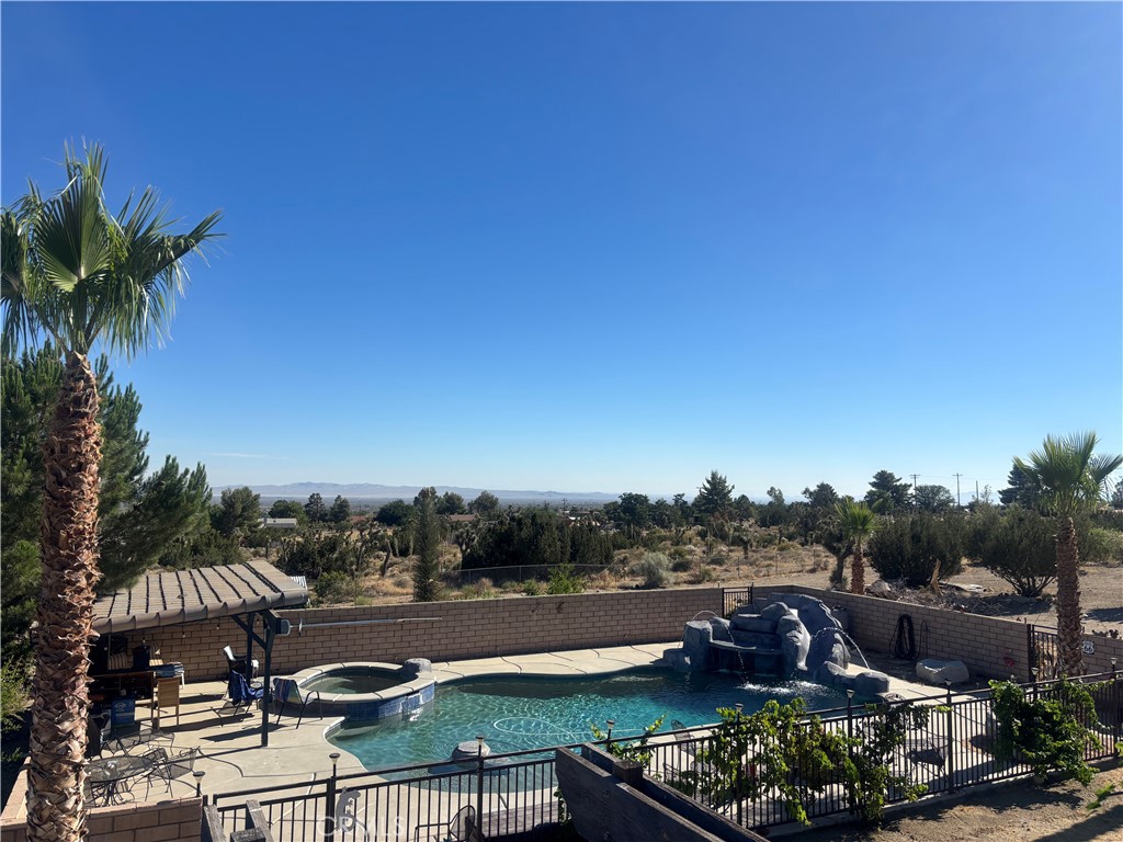 1220 Smoke Tree Road Pinon Hills, CA 92372 - Photo 44 of 46 Oasis