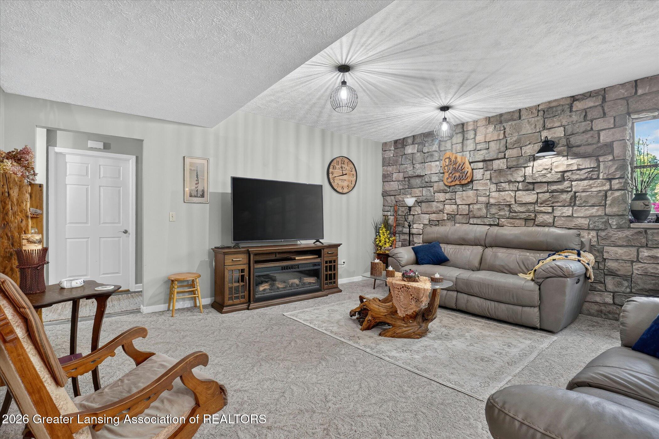 325 Priest Road Owosso, MI 48867 - Photo 30 of 86