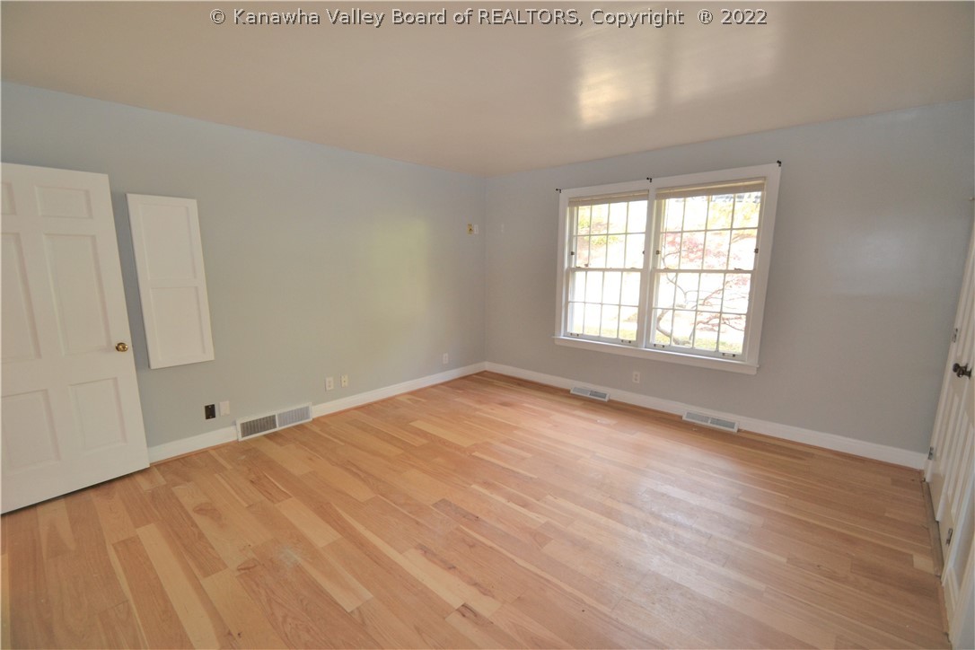 1611 Ridgeview Road Charleston, WV 25314 - Photo 23 of 34 Gallery Image 23