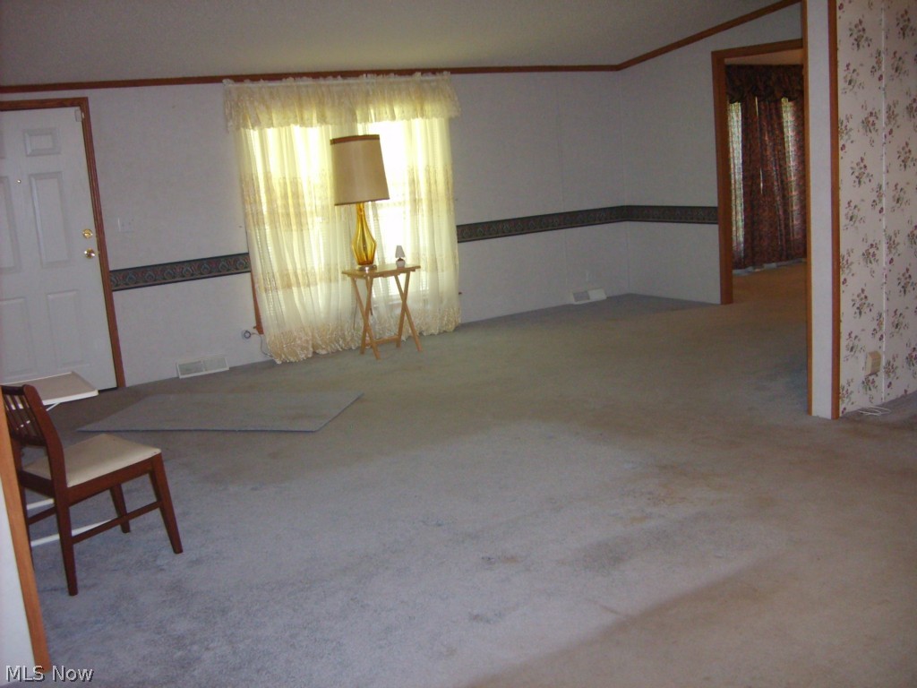 3809 Pymatuning Lake Road Andover, OH 44003 - Photo 6 of 17 Living Room