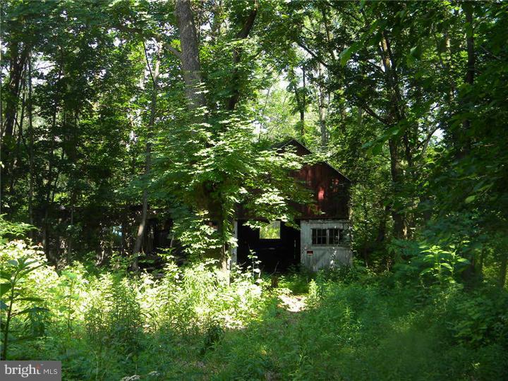 610 Mock Road Pottstown, PA 19464 - Photo 2 of 2 Gallery Image 2