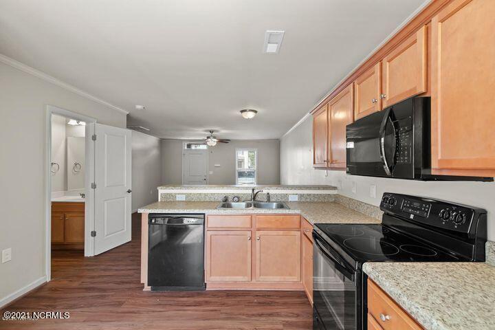 407 Sullivan Loop Road Midway Park, NC 28544 - Photo 11 of 19 20200821144816470652000000-o