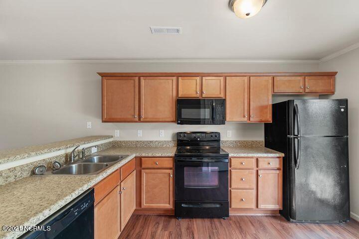 407 Sullivan Loop Road Midway Park, NC 28544 - Photo 10 of 19 20200821144814881734000000-o