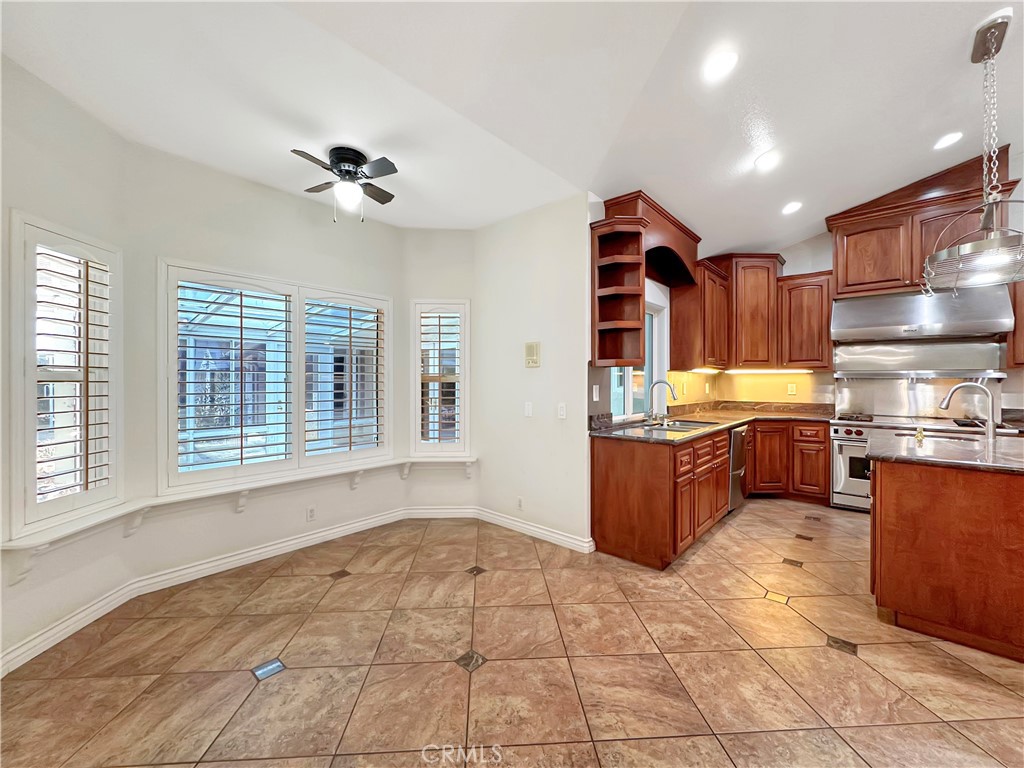 875 Clark Street Riverside, CA 92501 - Photo 14 of 56