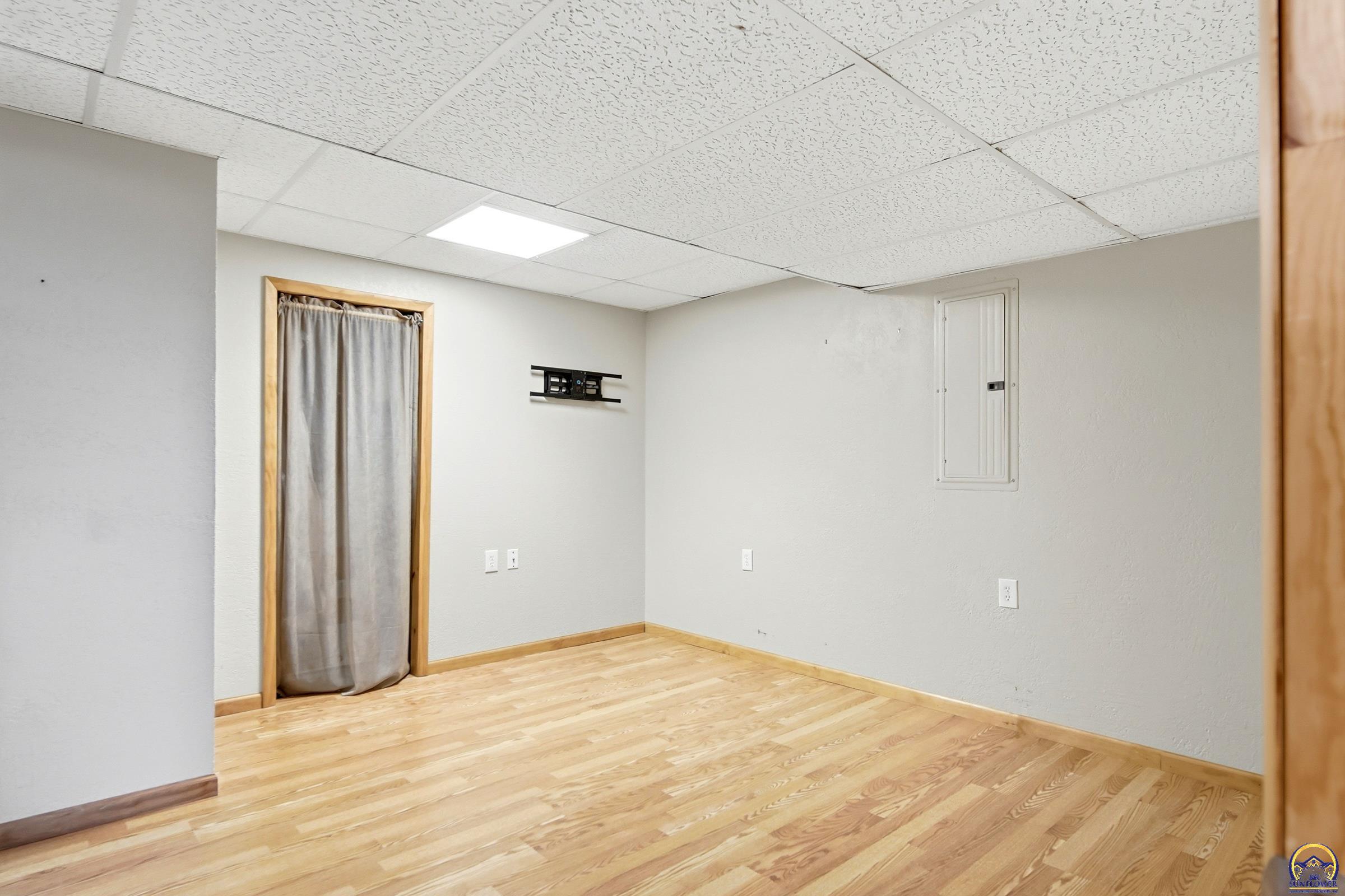 422 Prairie Bend Court Meriden, KS 66512 - Photo 25 of 35