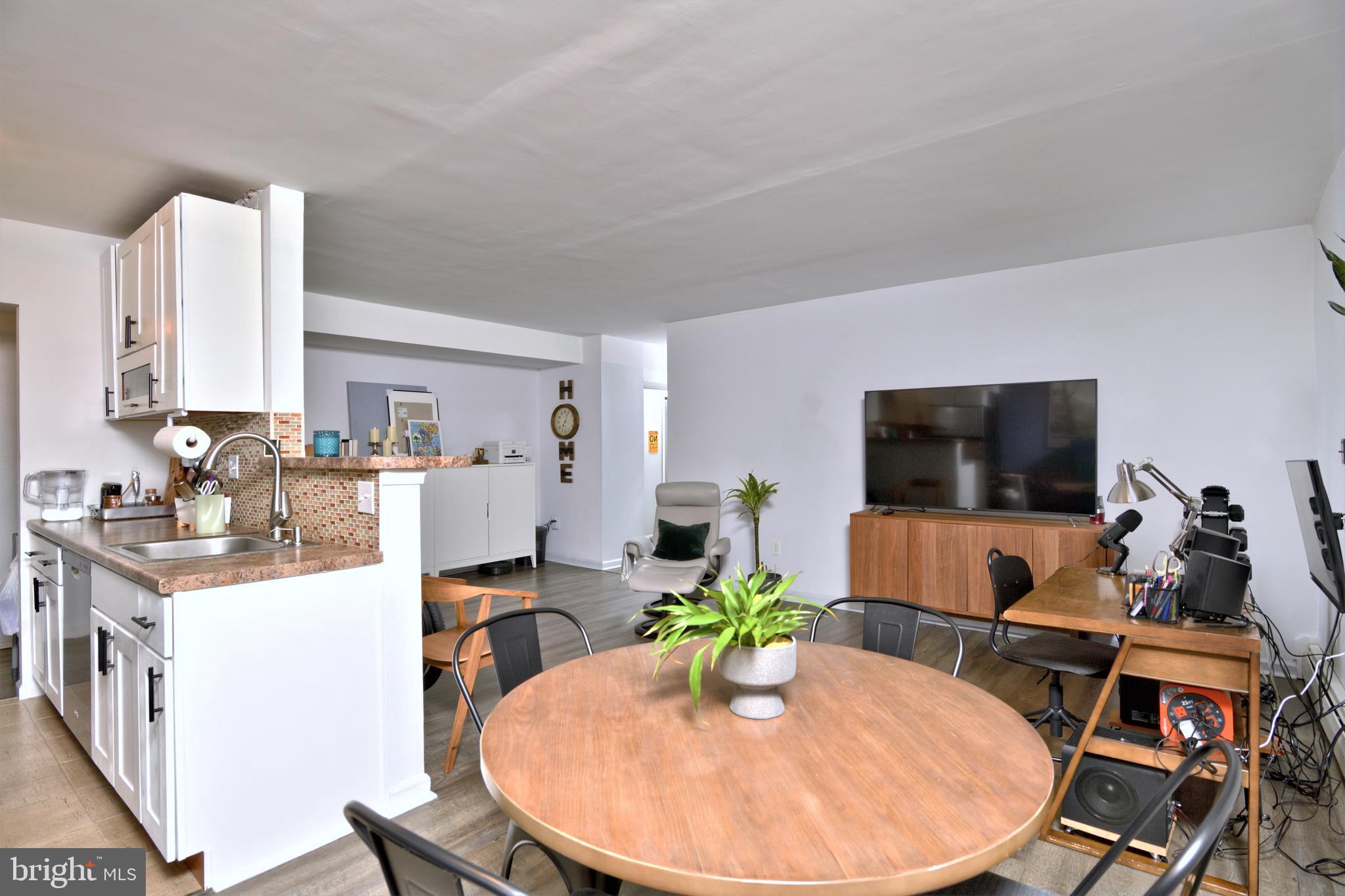 110 Byberry Road, Unit A7 Philadelphia, PA 19116 - Photo 5 of 16 Gallery Image 5