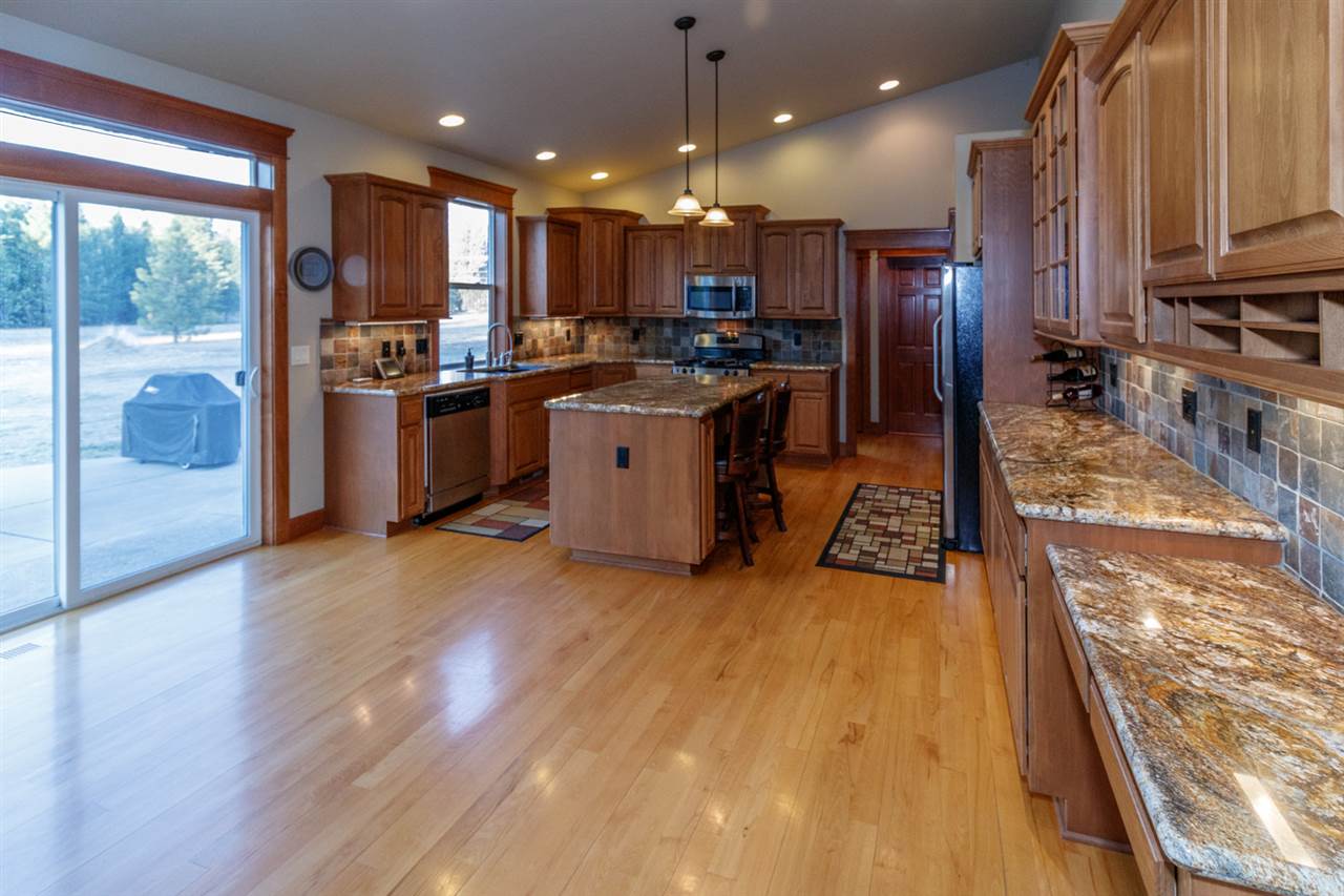 4215 East Wahoo Road Colbert, WA 99005 - Photo 3 of 20
