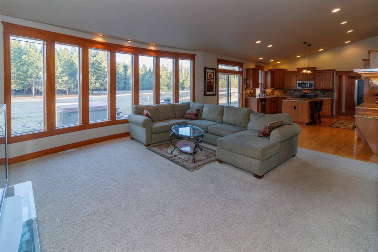 4215 East Wahoo Road Colbert, WA 99005 - Photo 4 of 20