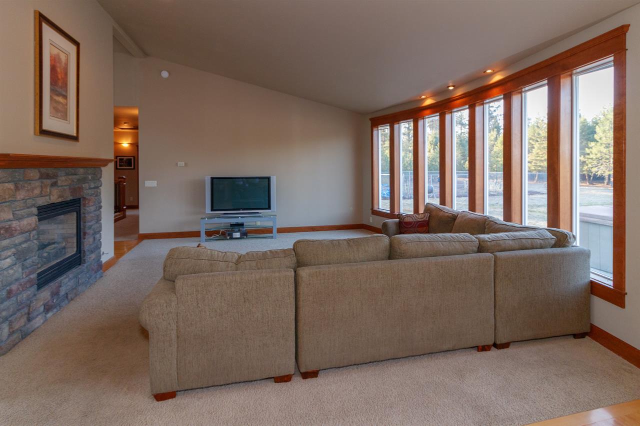 4215 East Wahoo Road Colbert, WA 99005 - Photo 5 of 20