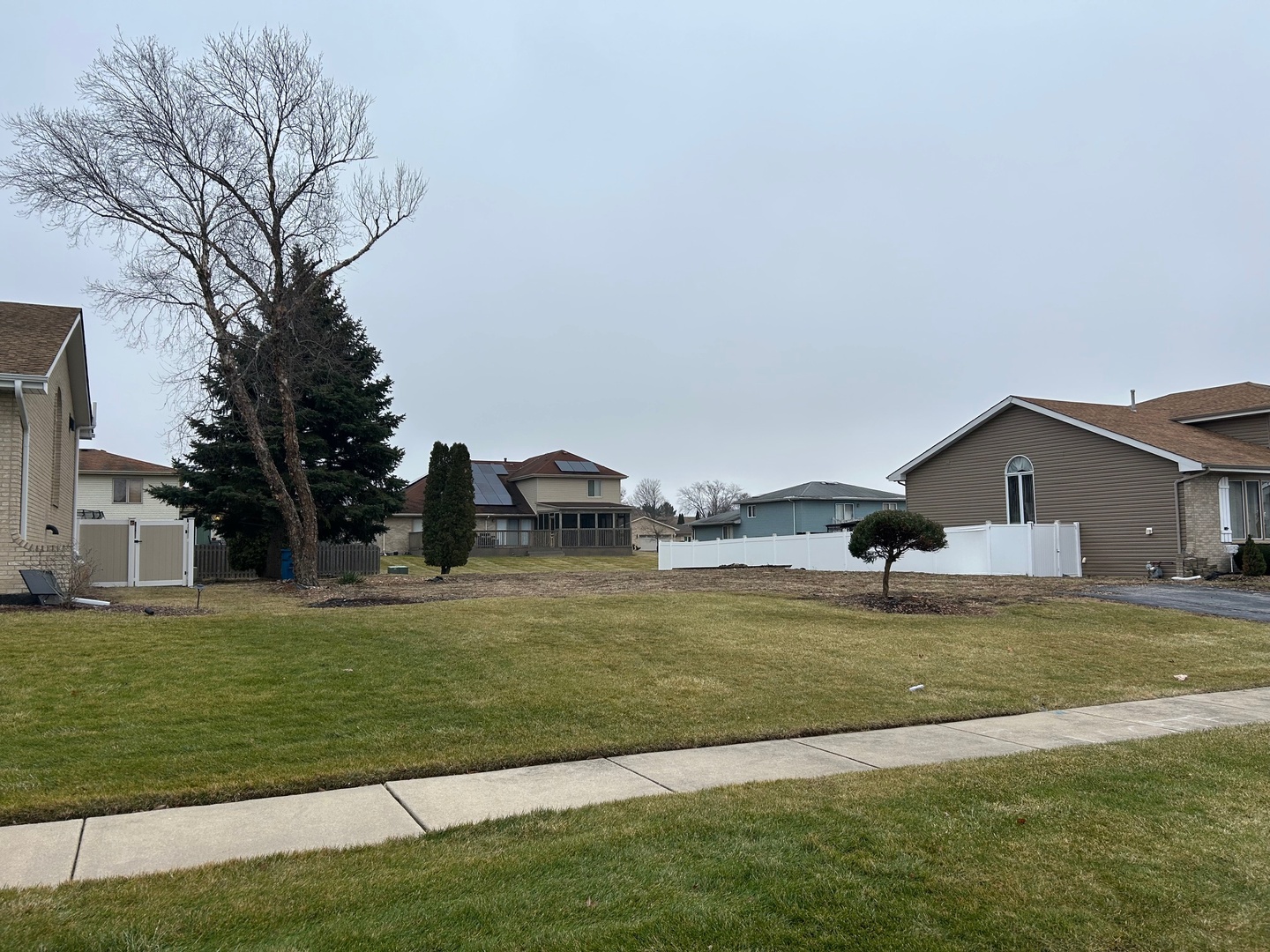 18619 Laramie Road Country Club Hills, IL 60478 - Photo 4 of 13