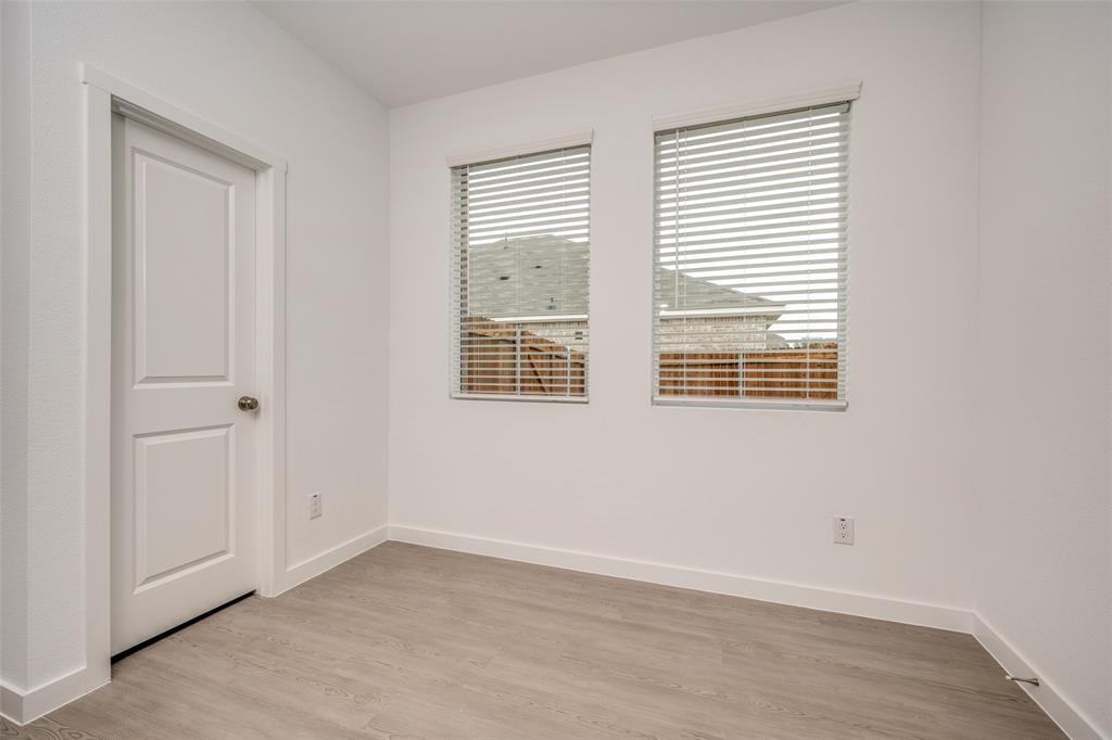 439 Ridge Drive Justin, TX 76247 - Photo 7 of 25