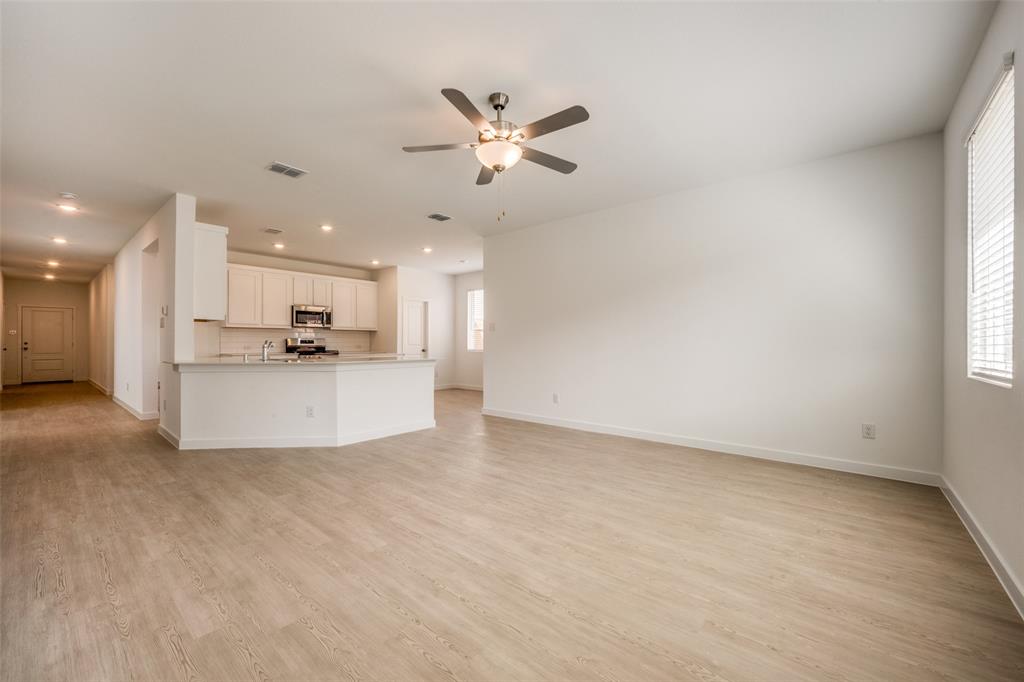 439 Ridge Drive Justin, TX 76247 - Photo 9 of 25