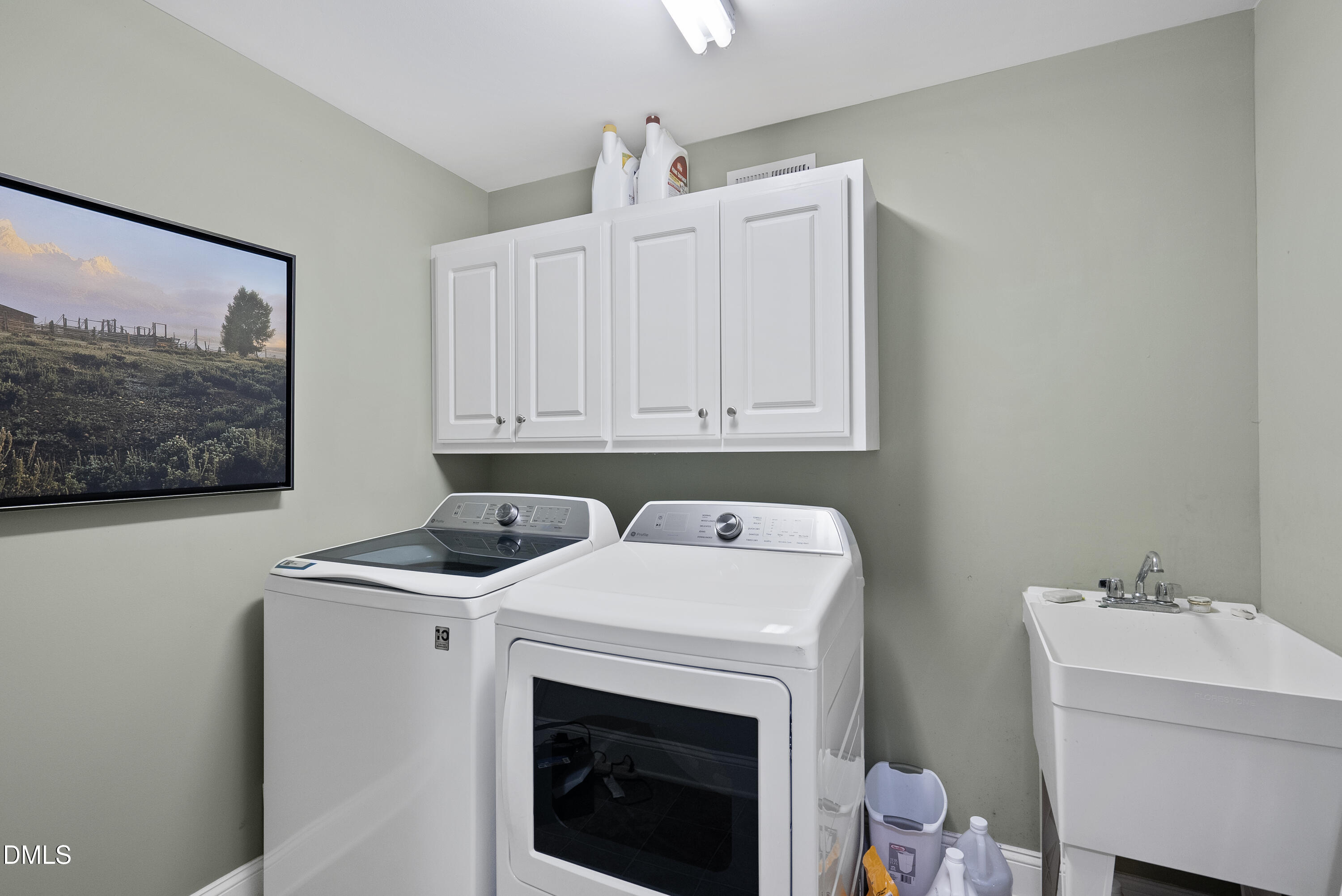 214 Crystal Bay Lane Semora, NC 27343 - Photo 33 of 37 a utility room with dryer and washer