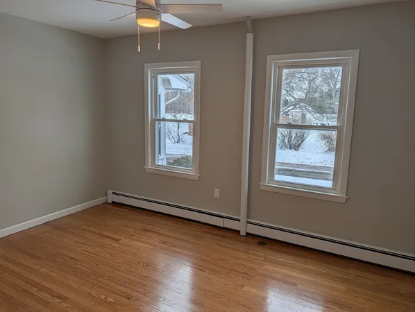 $2,500 | 116 Main Street, Unit 1, Hatfield, MA 01038