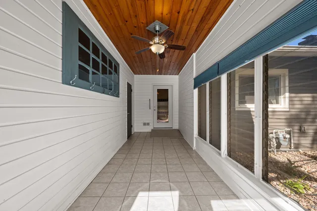 $259,900 | 1358 West Garfield Street, Davenport, IA 52804