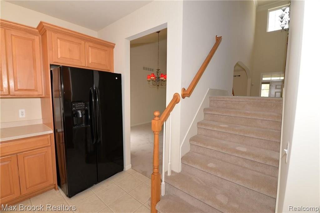 2407 Jackson Drive Rochester Hills, MI 48309 - Photo 15 of 56