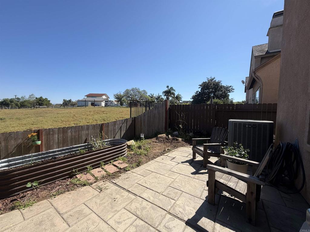 445 Poets Square Fallbrook, CA 92028 - Photo 29 of 38