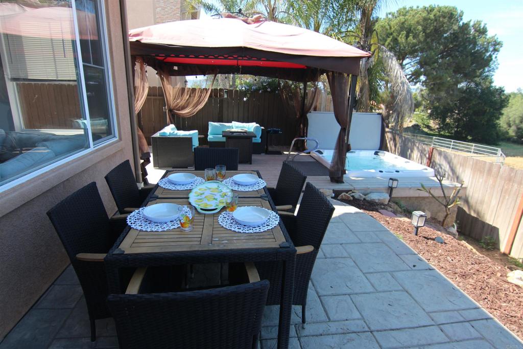 445 Poets Square Fallbrook, CA 92028 - Photo 31 of 38