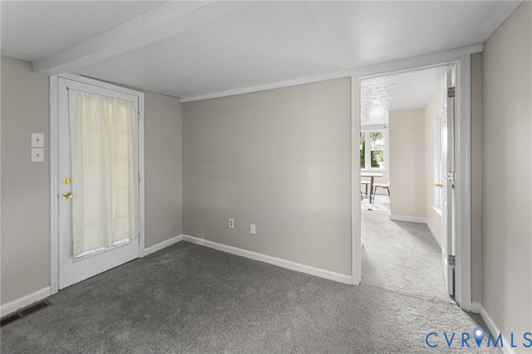 6931 Iron Bridge Road Richmond, VA 23234 - Photo 12 of 33