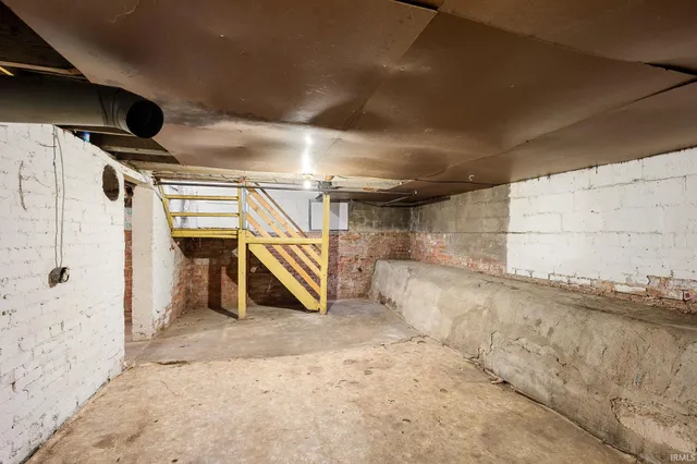 $169,500 | 1017 Tennessee Avenue, Fort Wayne, IN 46805