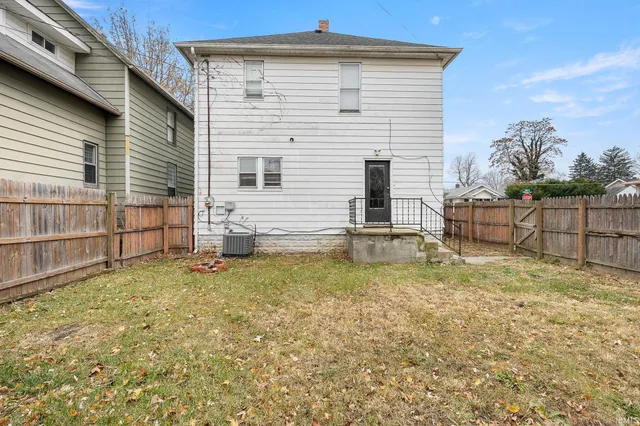 $169,500 | 1017 Tennessee Avenue, Fort Wayne, IN 46805