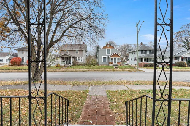 $169,500 | 1017 Tennessee Avenue, Fort Wayne, IN 46805