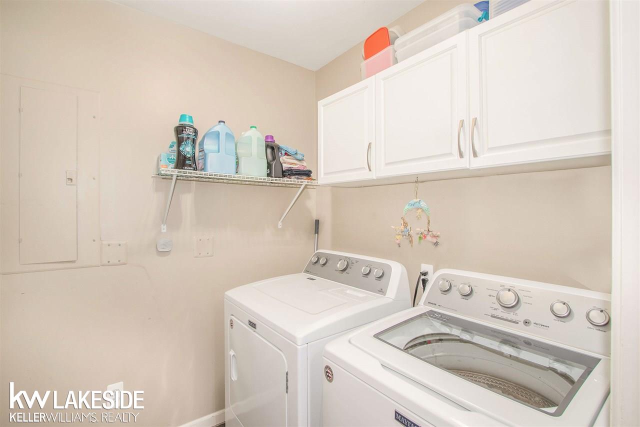 20624 Dunham Road Clinton Township, MI 48038 - Photo 18 of 21 31381965-17.JPG