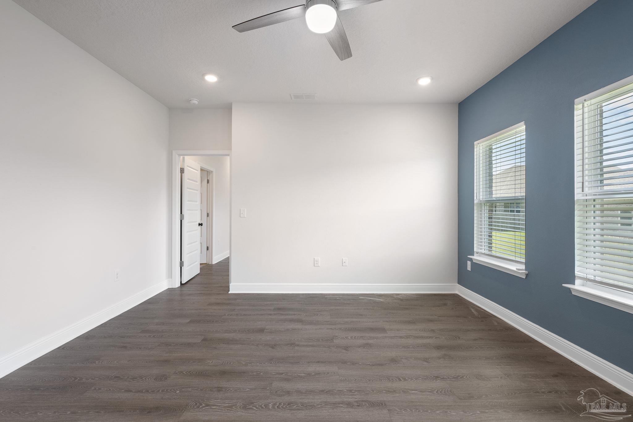 7859 Burnside Loop Pensacola, FL 32526 - Photo 17 of 47