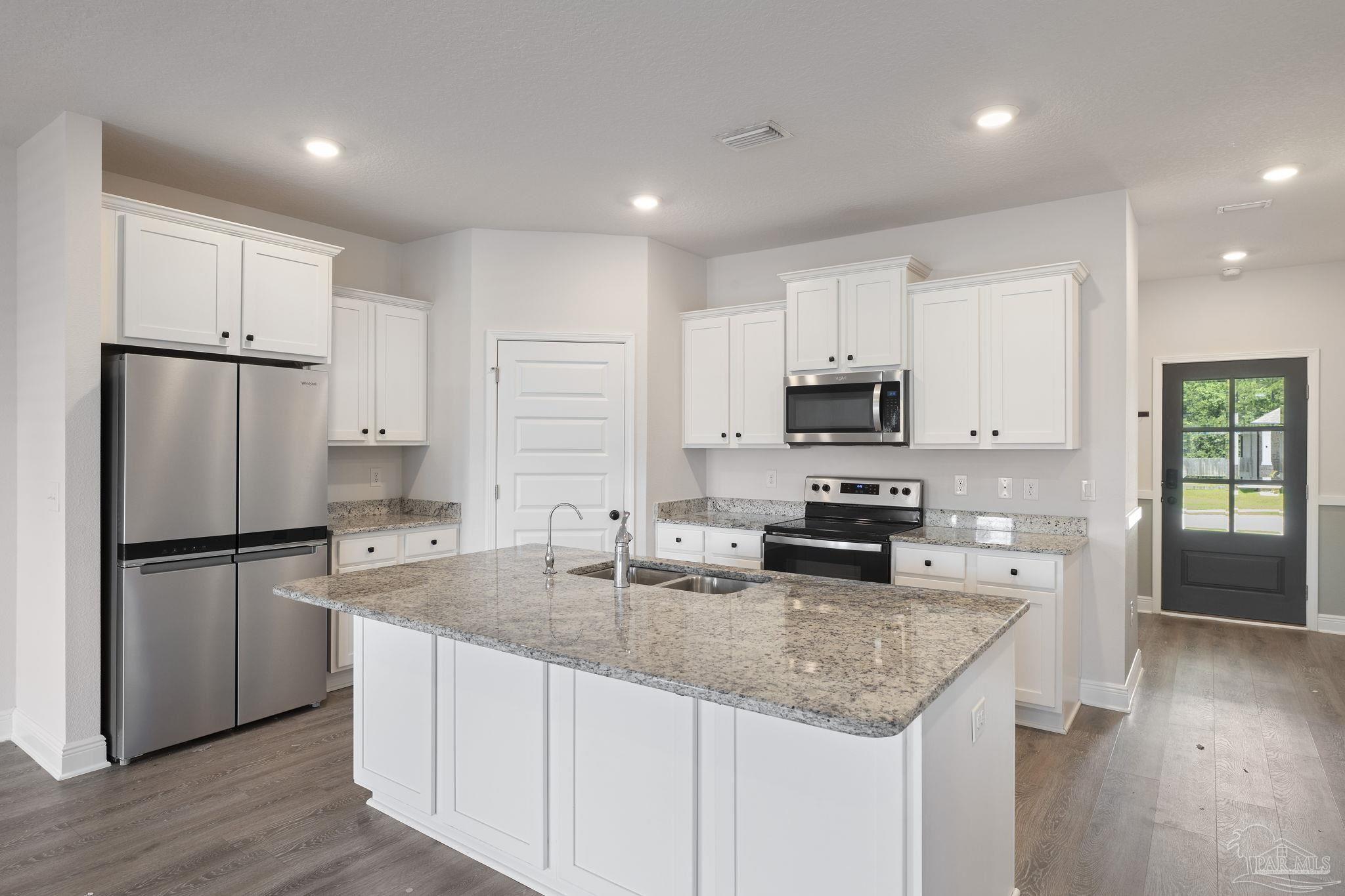 7859 Burnside Loop Pensacola, FL 32526 - Photo 2 of 47