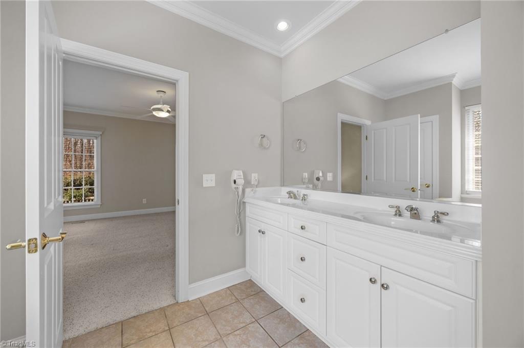 2343 Addison Boulevard High Point, NC 27262 - Photo 20 of 36