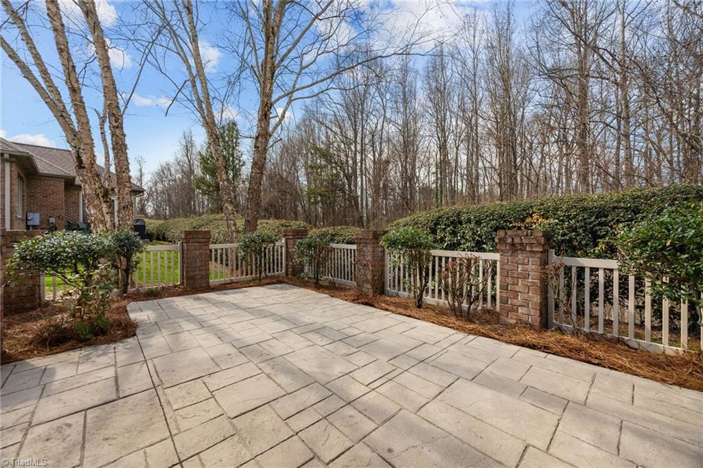 2343 Addison Boulevard High Point, NC 27262 - Photo 29 of 36