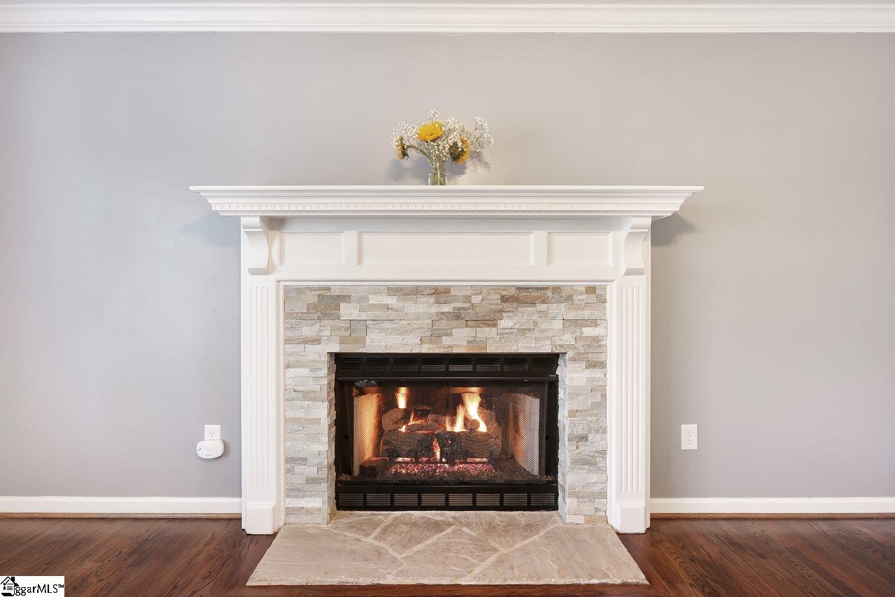 221 Rock Road Greer, SC 29651 - Photo 7 of 36 Gallery Image 7