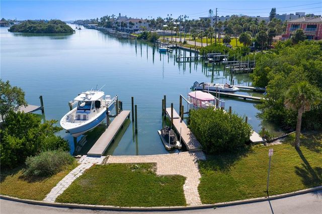 an aerial view of house with yard