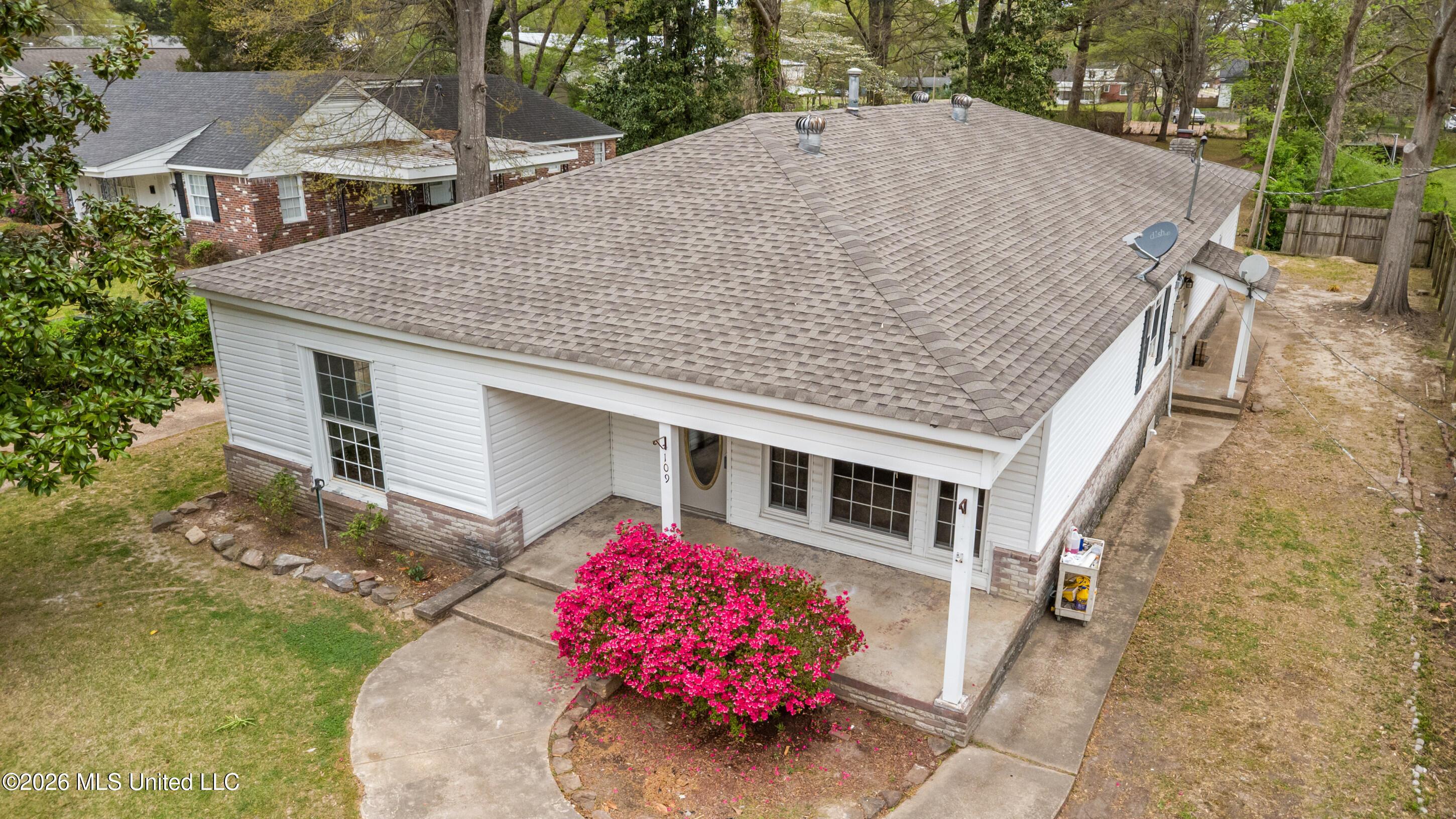 109 Church Street Senatobia, MS 38668 - Photo 3 of 36 34_dji_0018_print