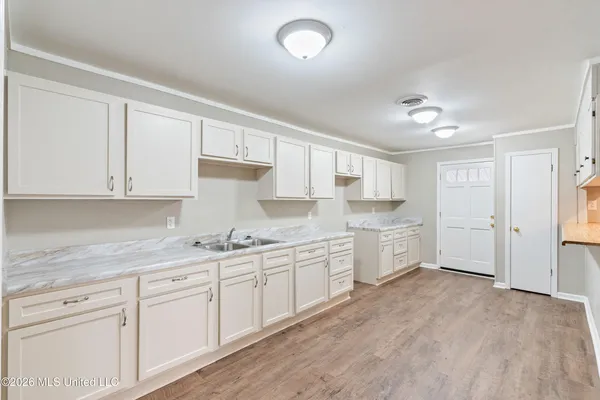 $385,000 | 109 Church Street, Senatobia, MS 38668