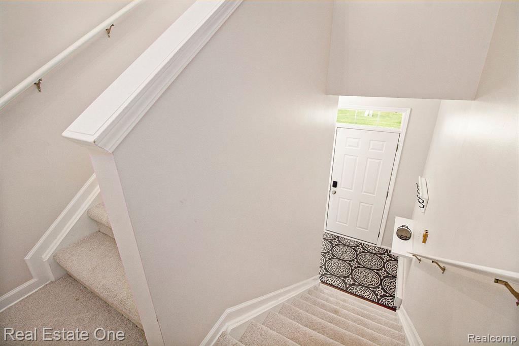 4268 Hampton Ridge Boulevard Howell, MI 48843 - Photo 5 of 24