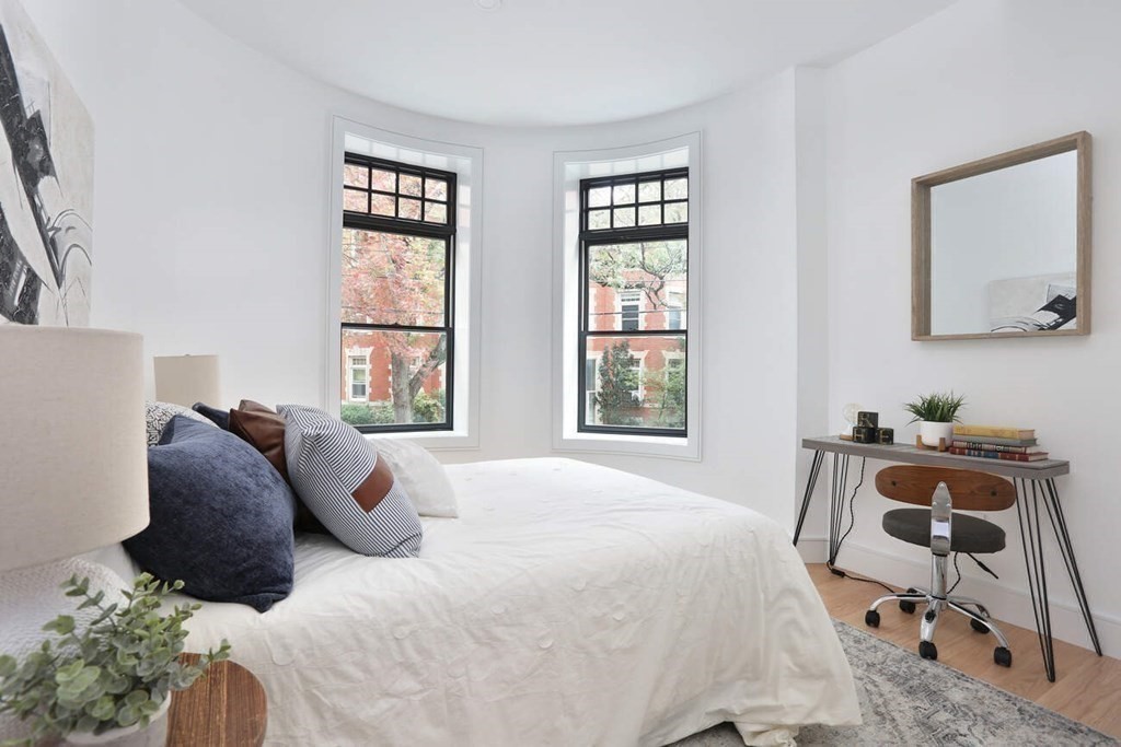 1 Strathmore Road, Unit 1 Brookline, MA 02445 - Photo 6 of 9