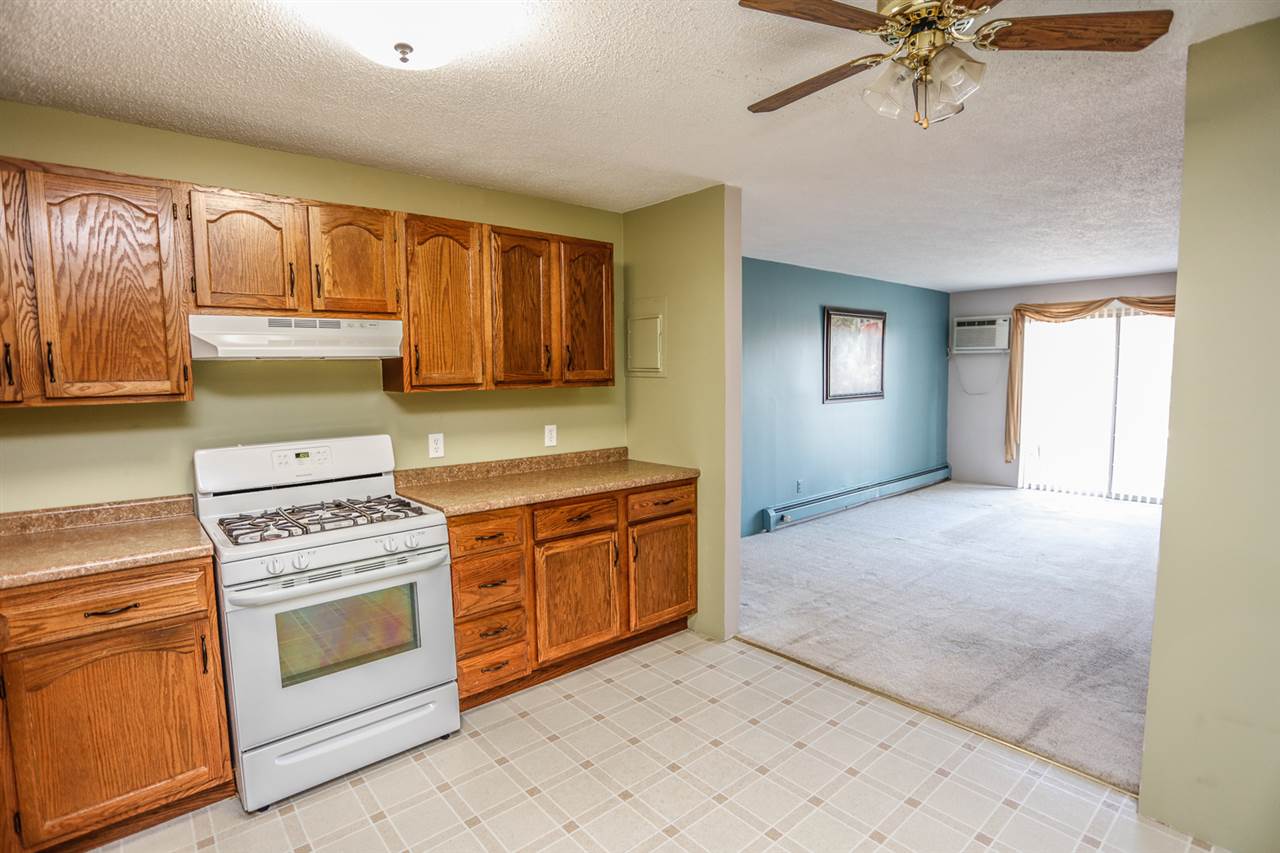 379 Huse Road, Unit 39 Manchester, NH 03103 - Photo 6 of 21