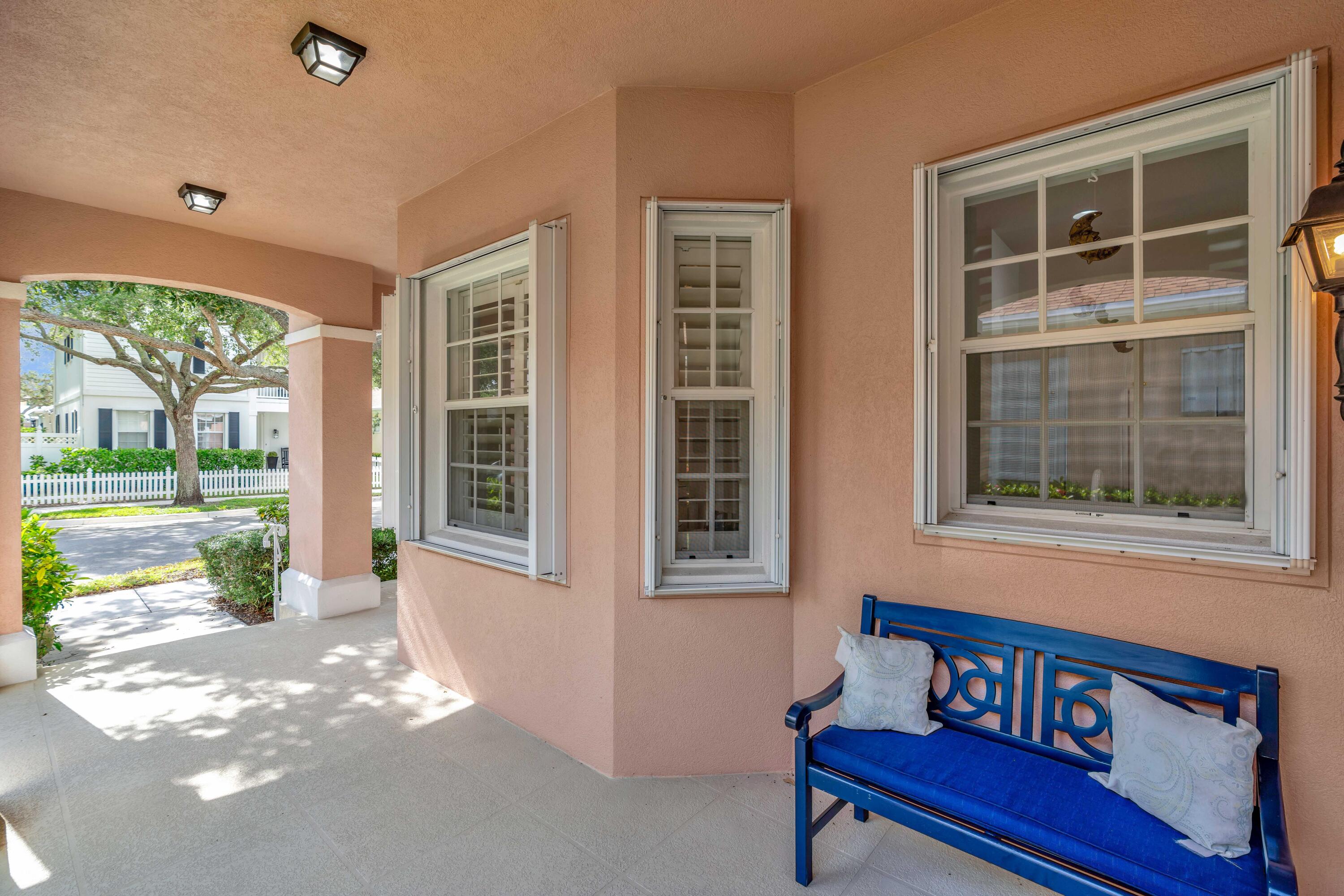 110 Milbridge Drive Jupiter, FL 33458 - Photo 4 of 58 _MLP0028