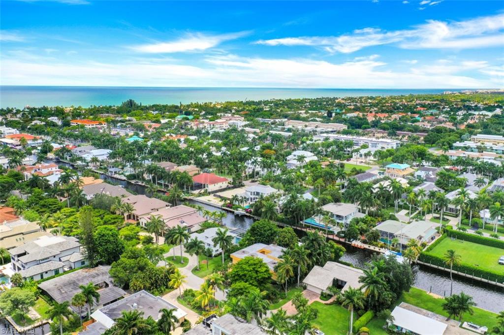 635 15th Avenue South Naples, FL 34102 - Photo 12 of 13 a view of a city