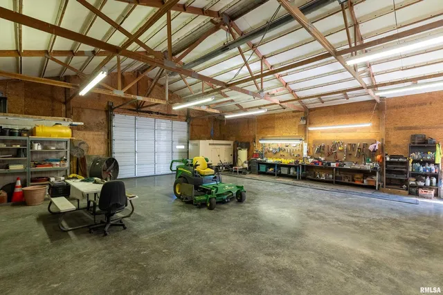 $575,000 | 6694 Shamrock Road, Tamaroa, IL 62888