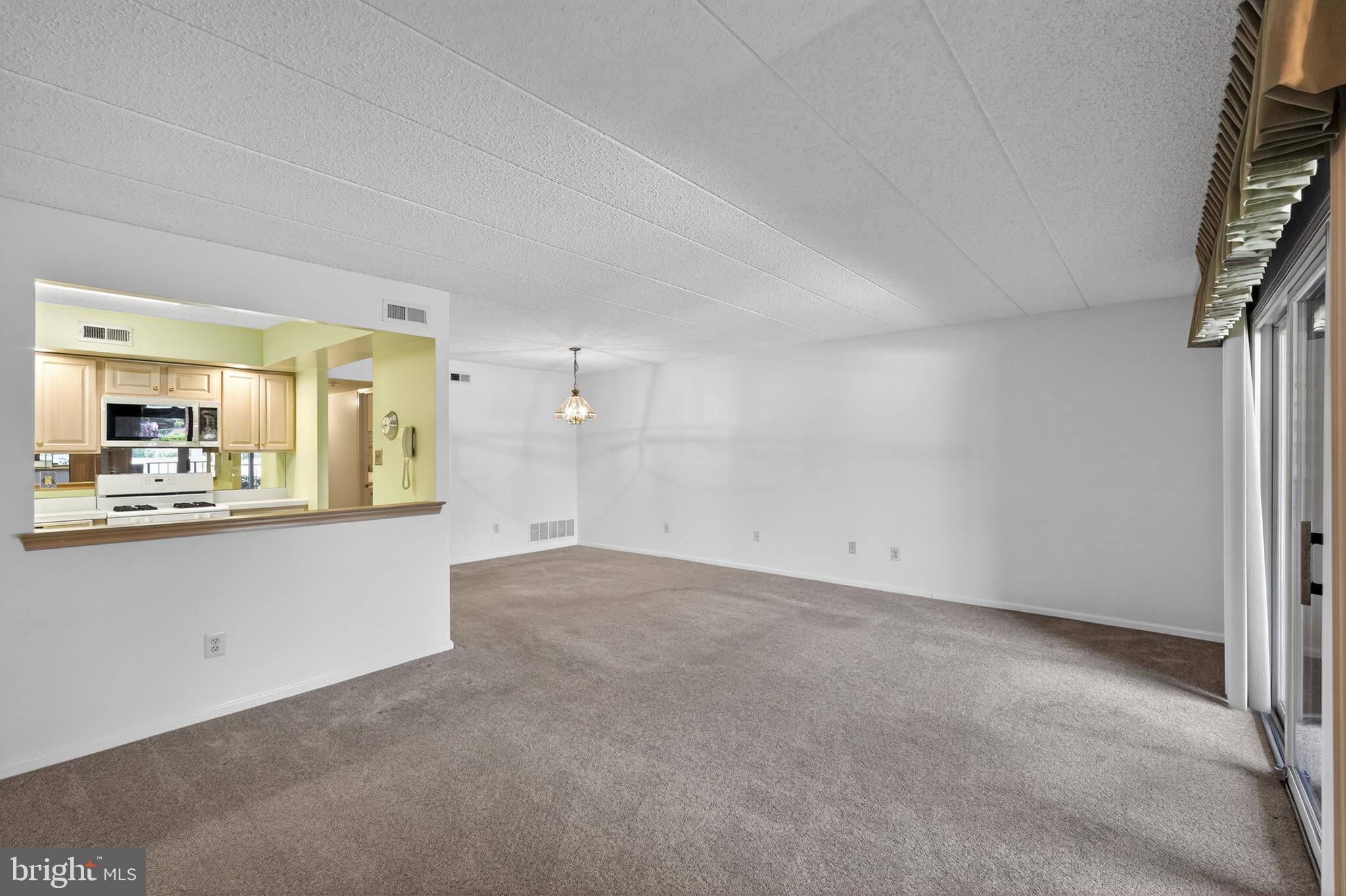 2015-00 Welsh Road, Unit D53 Philadelphia, PA 19115 - Photo 4 of 20 Gallery Image 4