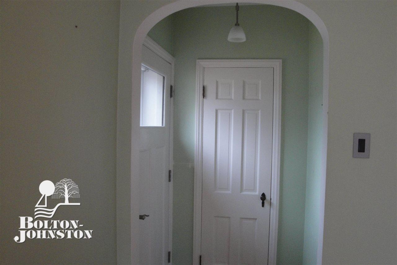 375 Kerby Road Grosse Pointe, MI 48236 - Photo 5 of 15 Foyer